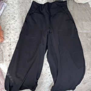 Black lululemon wide leg align 23”